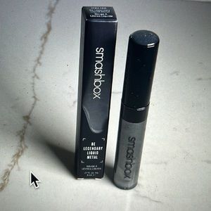 Smashbox Space case Liquid Metal Lip Gloss   (silver gray)